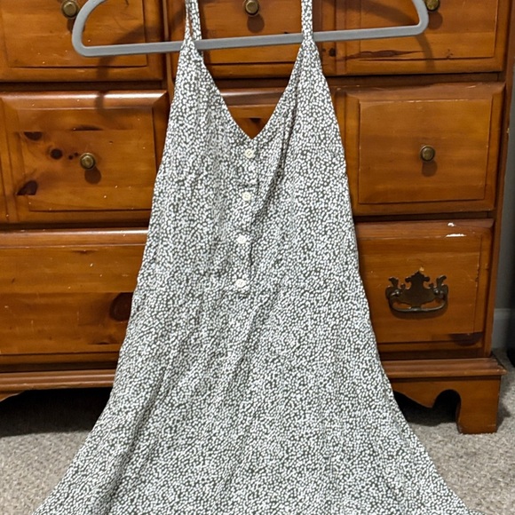 GAP Gray and White Patterned Dress - Picture 1 of 5